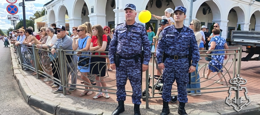 Обеспечение общественной безопасности в День города Костромы на контроле у росгвардейцев